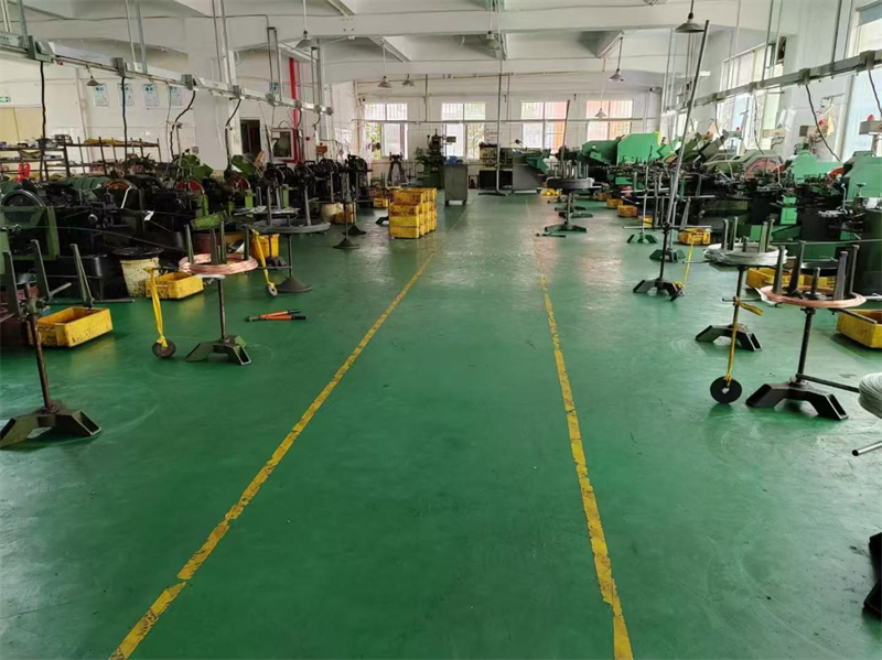 Nietproduktionslinie in Nuote -Metallen