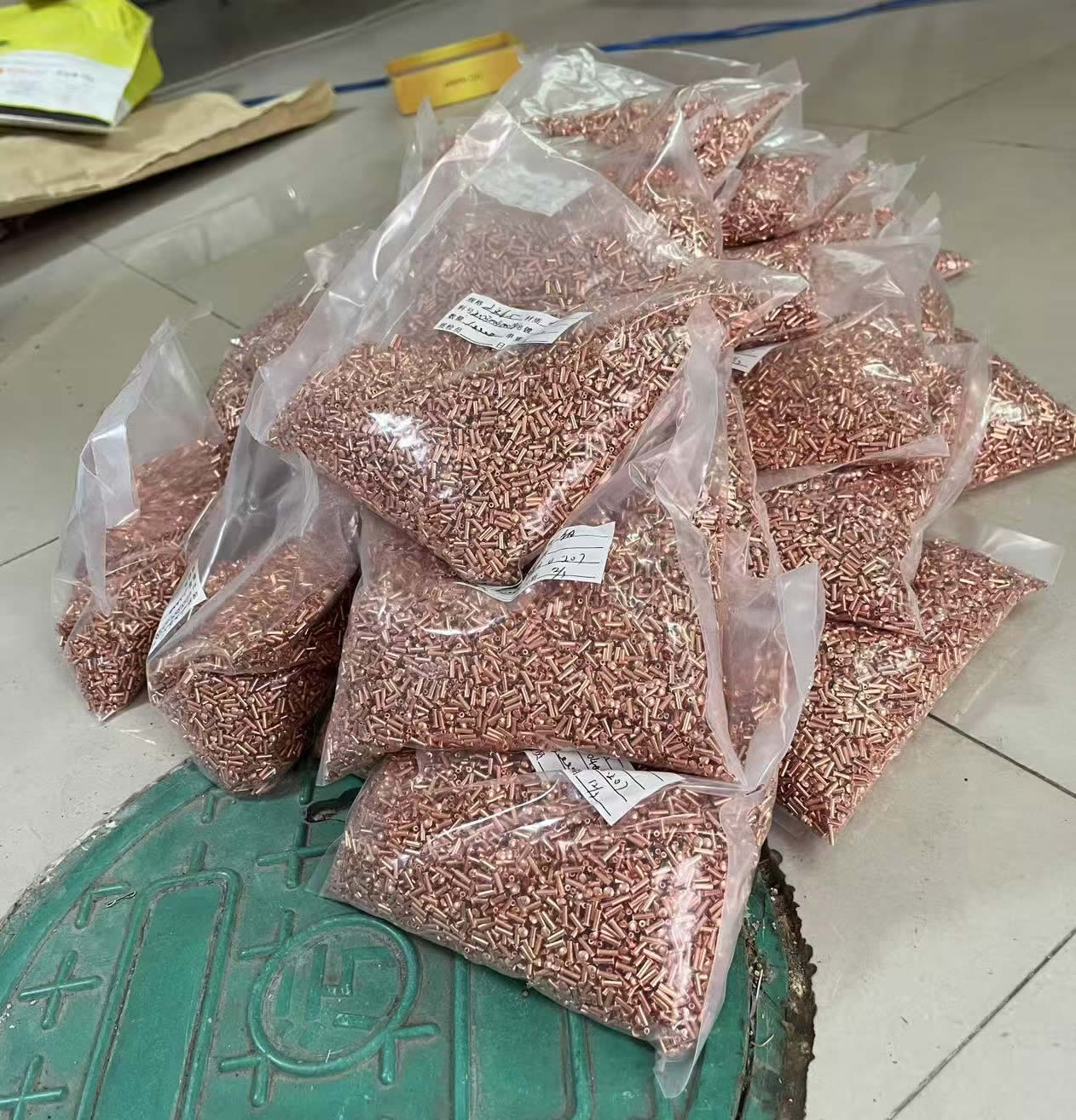 Nuote Metals versendet Kupfernieten nach Brasilien