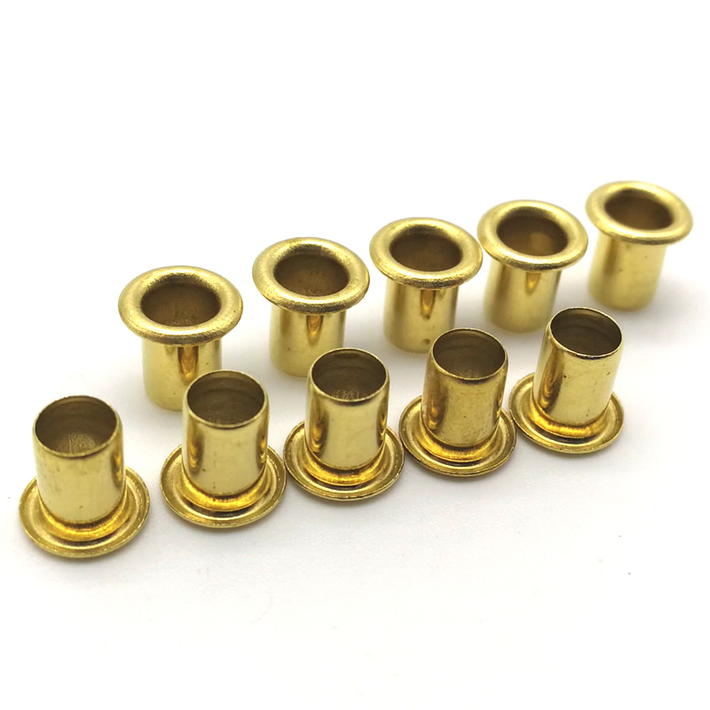 4 mm Messingösen